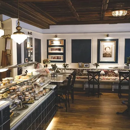 Отель Mirabeau Alpine