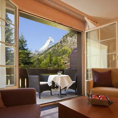 Ξενοδοχείο Mirabeau Alpine 4*